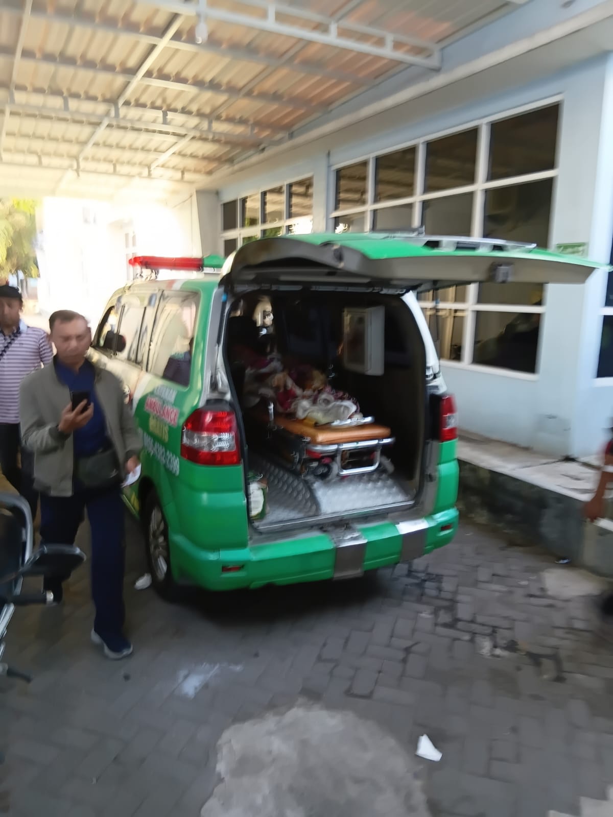 Dokumentasi kegiatan Ambulance NU Berbah: Jemput Pasien Cuci Darah — Maguwoharjo